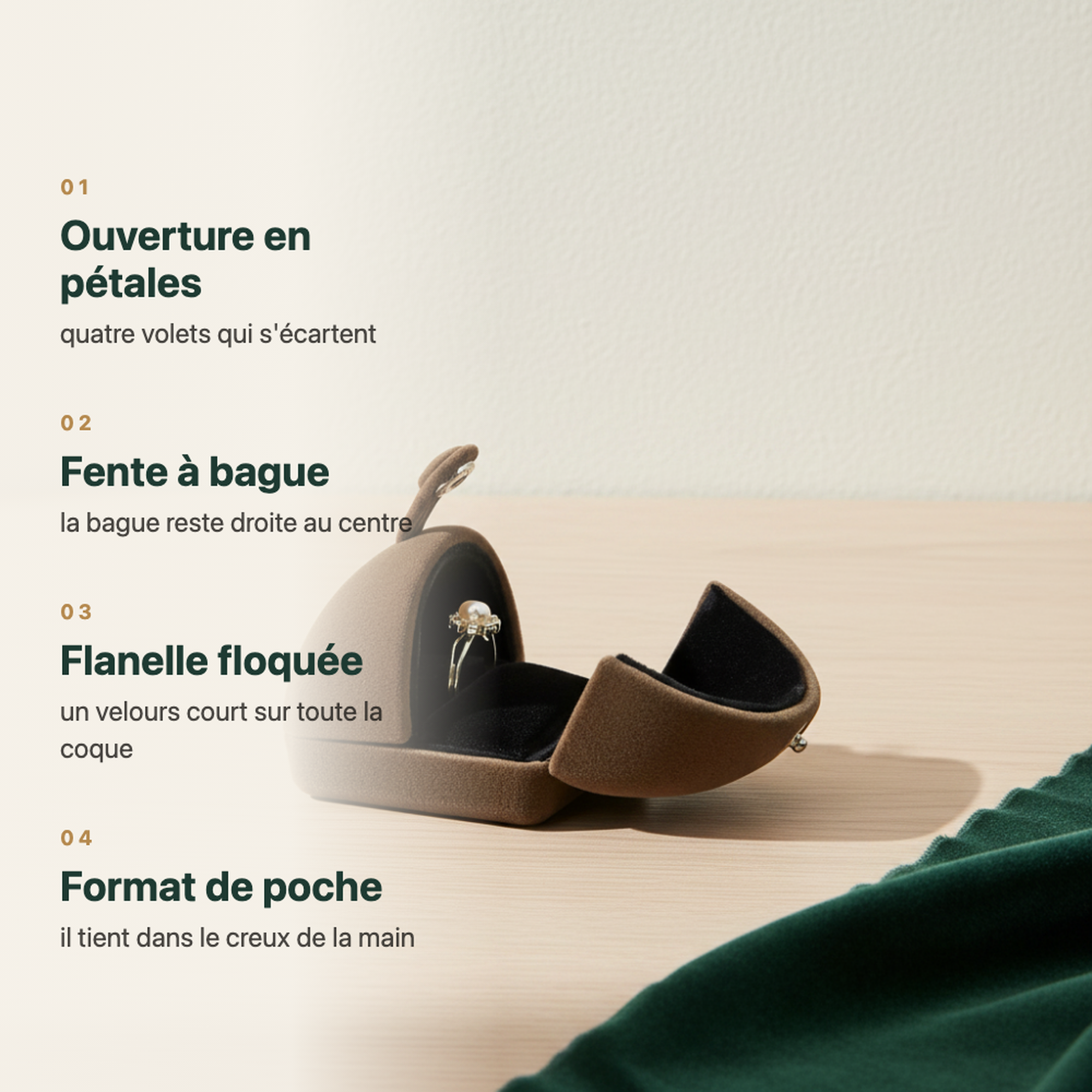 Coffret à bague en flanelle grise