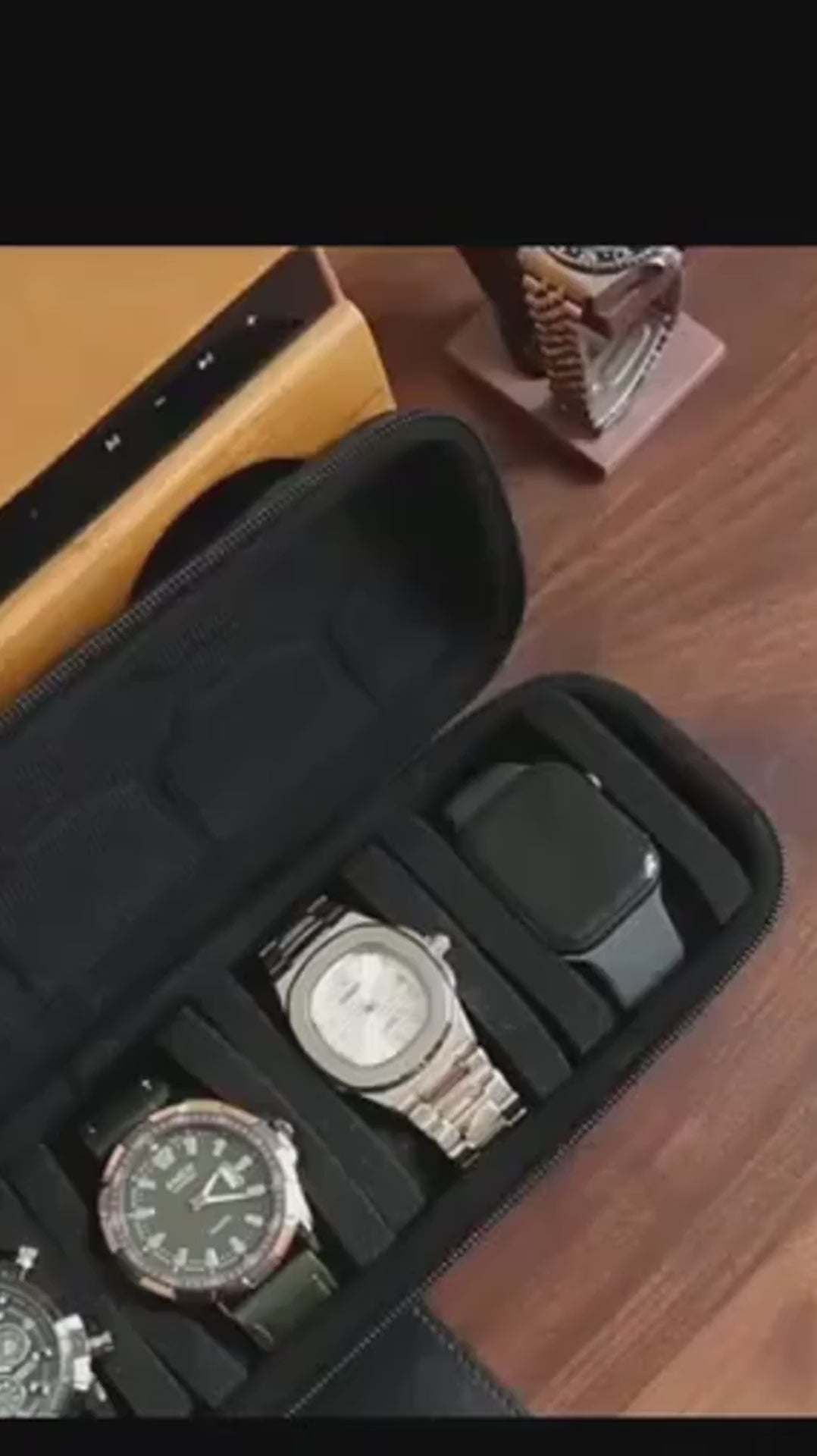 Boîte à montre de voyage, cinq emplacements en vidéo