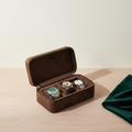 Boîte à montre en cuir ouverte, trois emplacements